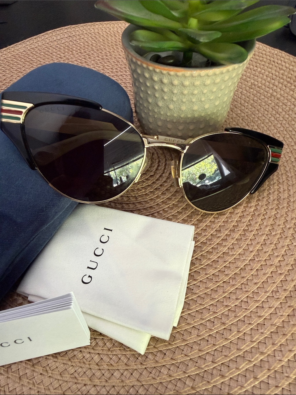 Gucci Gg0522s Sylvie Metal & Acetate Cat-Eye Sunglasses, Black
